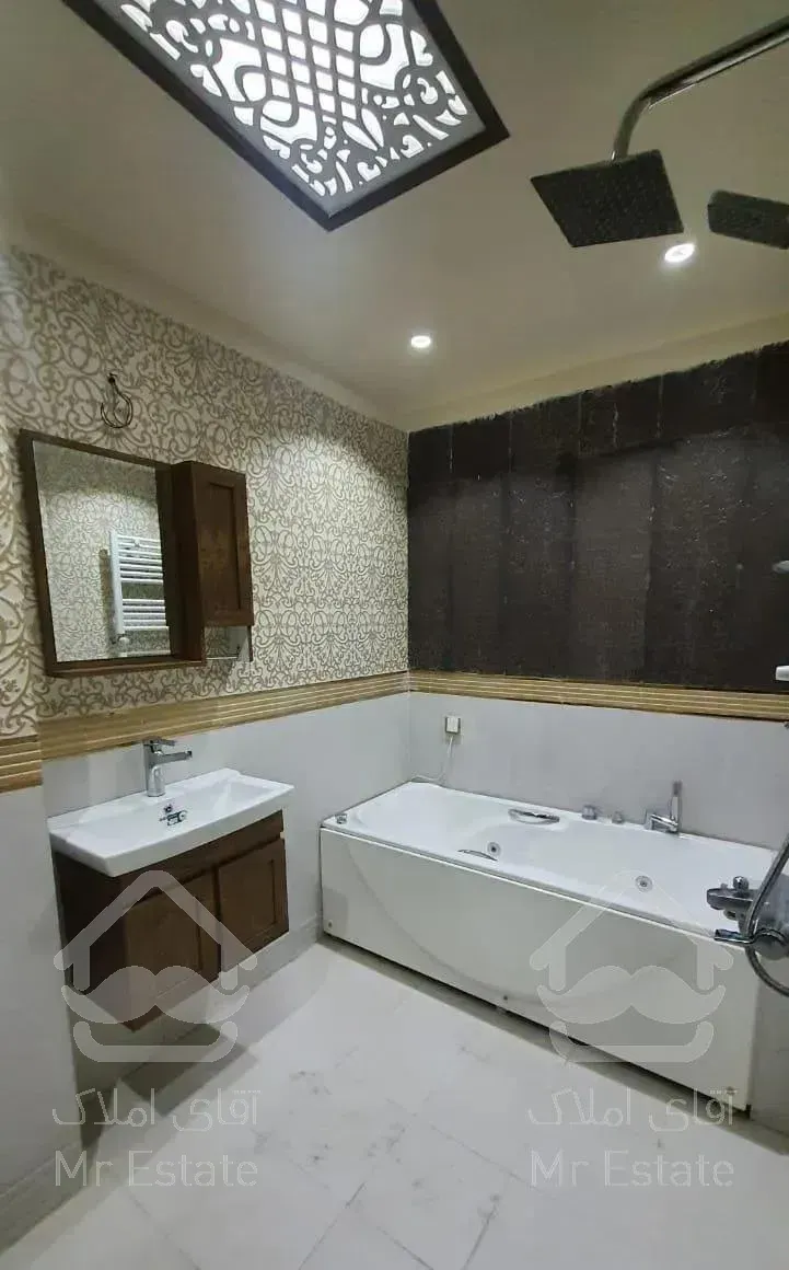 حکمت سلیمانی شرقی *۱۰۶متر* دو خواب نوساز