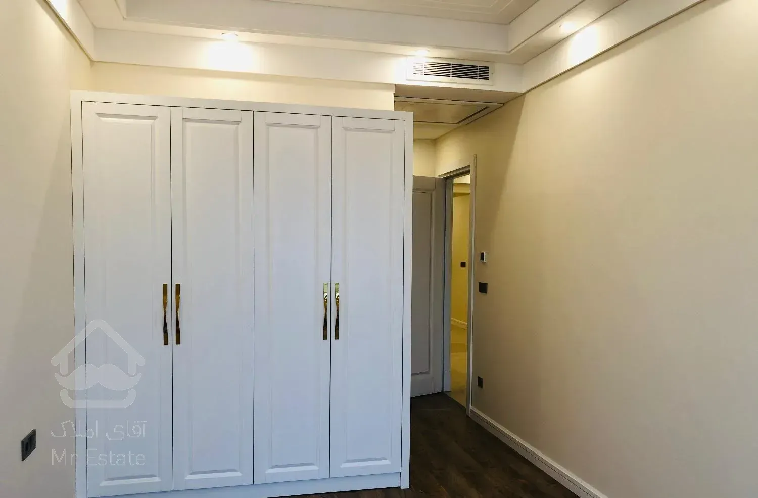 ۱۰۵ متر شمال جردن/(نوساز)