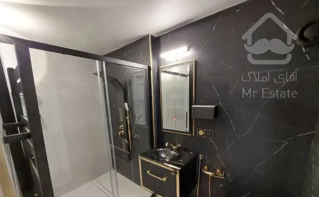 125متر سه خوابه/ فول بازسازی شده