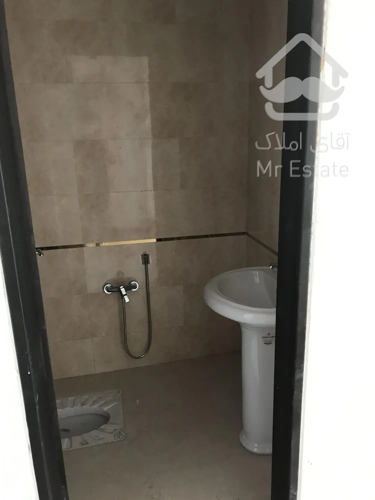 ۱۰۵ متر کلید نخورده در دریاچه