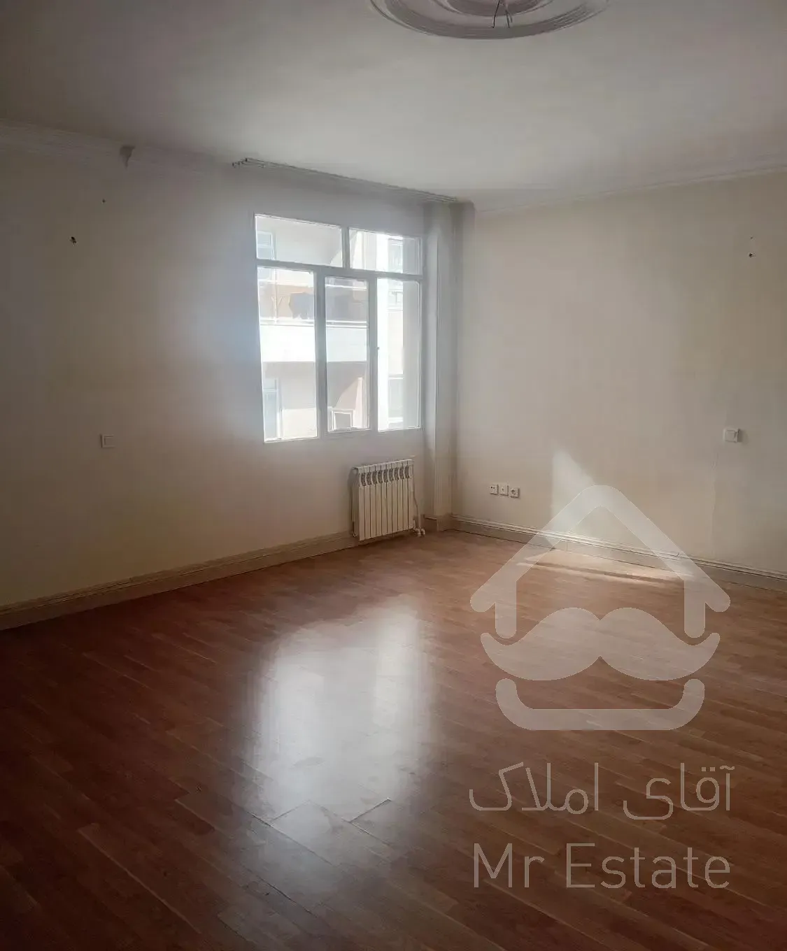 ۱۱۵ متر سه  خوابه یخچال