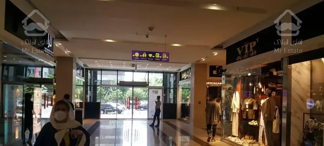 10متر//مجتمع تجاری//کوروش مال