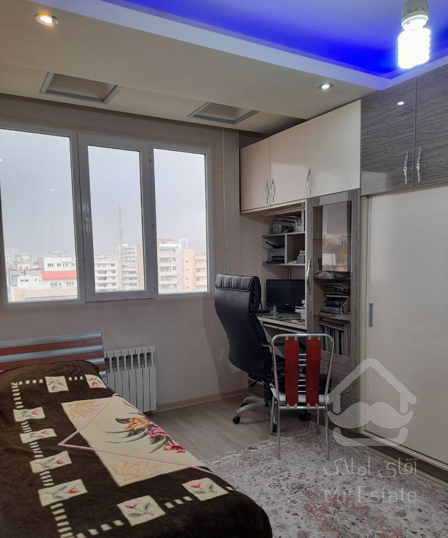 آپارتمان  ۱۴۷ متری بر خیابان گلشهر