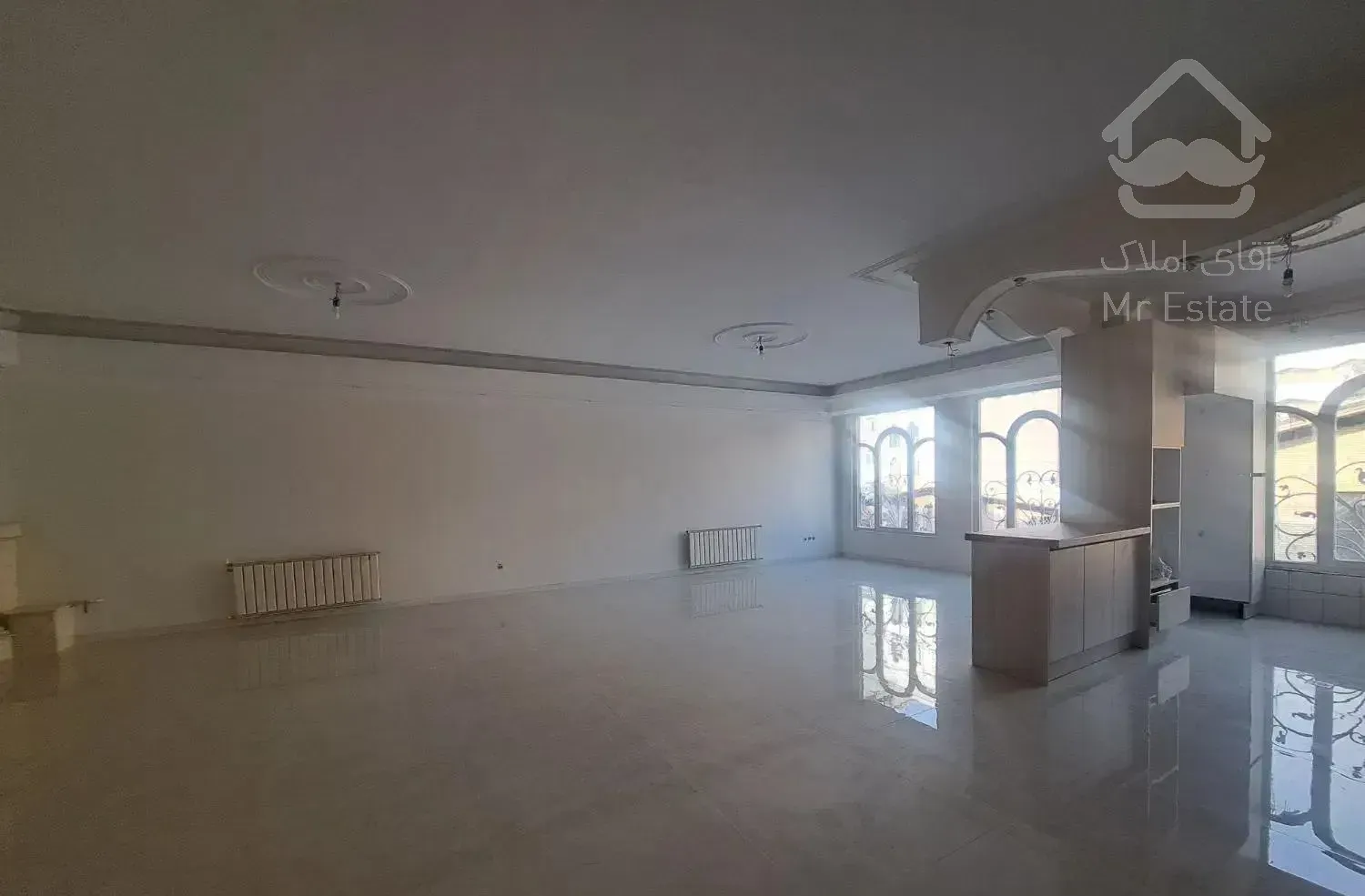 ۱۴۰ متر آپارتمان در سعادت آباد