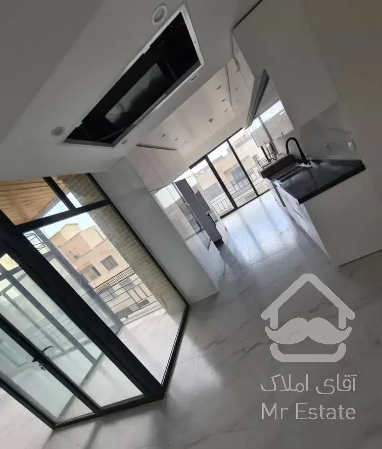 آپارتمان ۲۴۰ متری/سه خواب/دربند