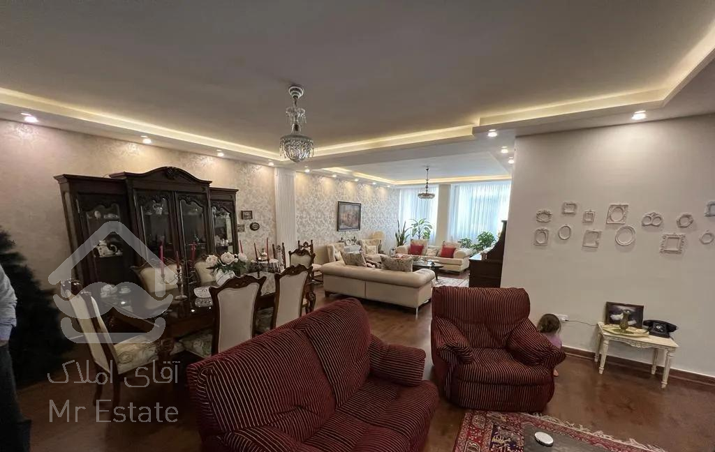 آپارتمان ۱۲۰ متر فول کم واحد خ بهنام