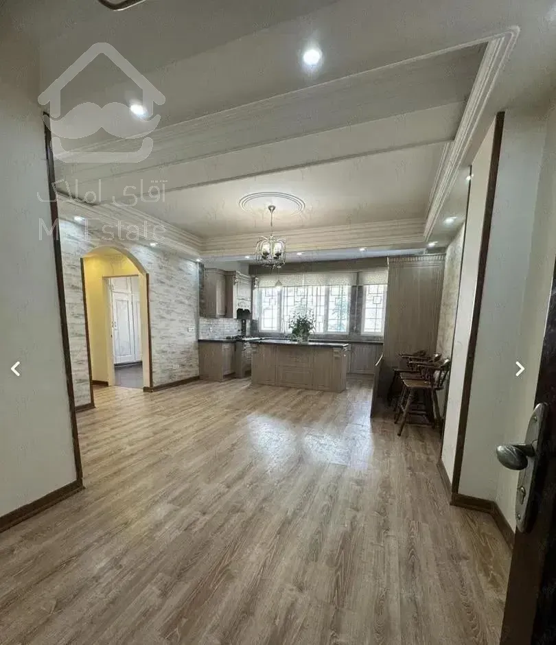 دوخوابه نورگیر و بازسازی زیبا