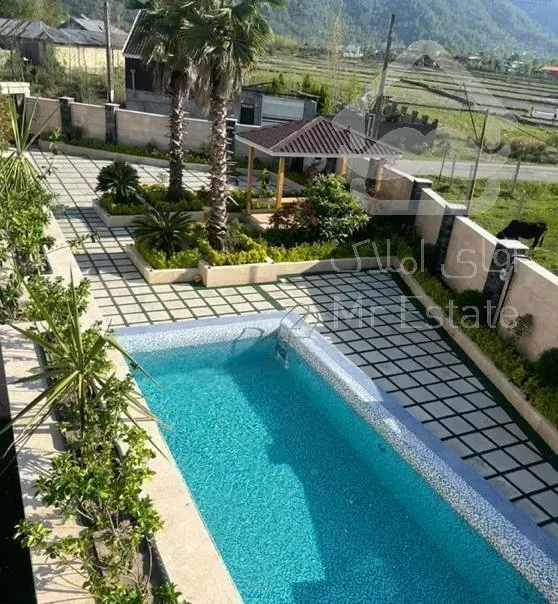 فروش خانه ویلایی ۸۶۰ متری ۲ خوابه