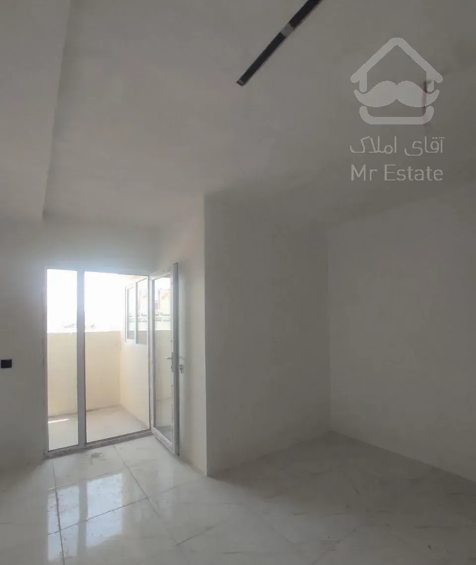 آپارتمان نوساز ۱۳۰ متری تک‌واحدی نزدیک ساحل