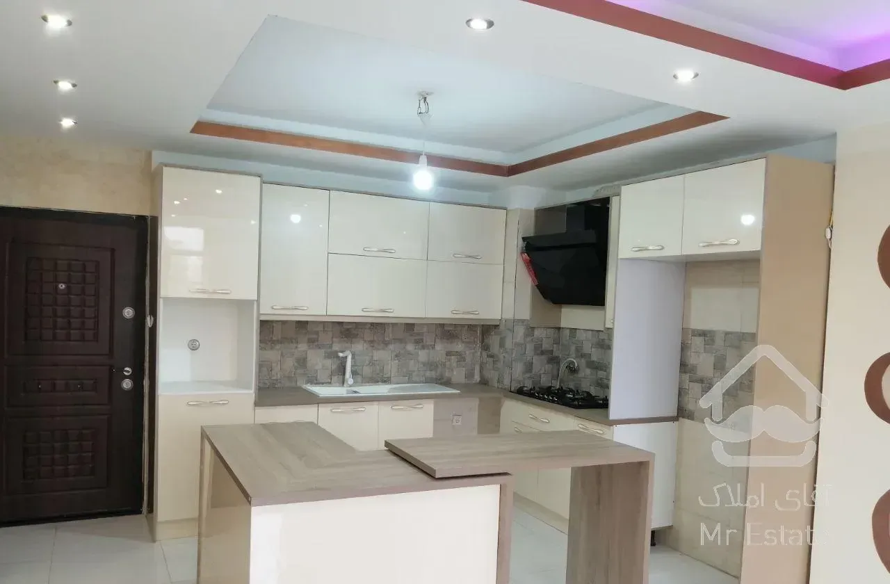 100 متری * رو به نما * دونبش