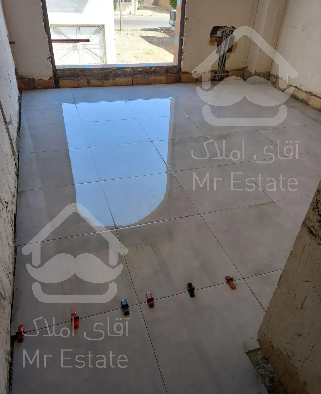 اجرا کاشی وسرامیک چسبی و بین کابینتی و ماربل