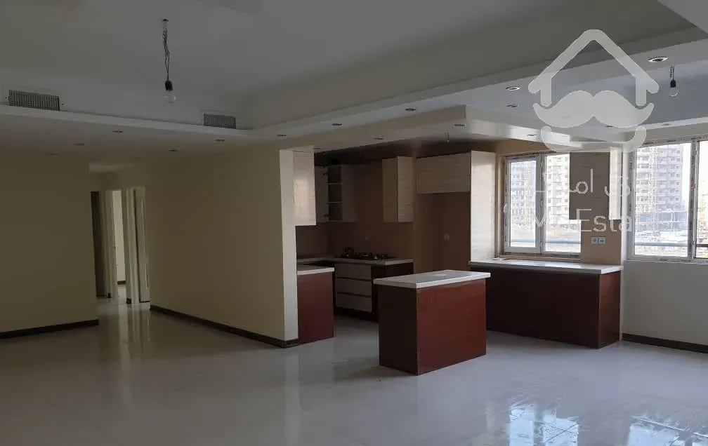 ۱۲۸ متر سه خواب کوهک چیتگر