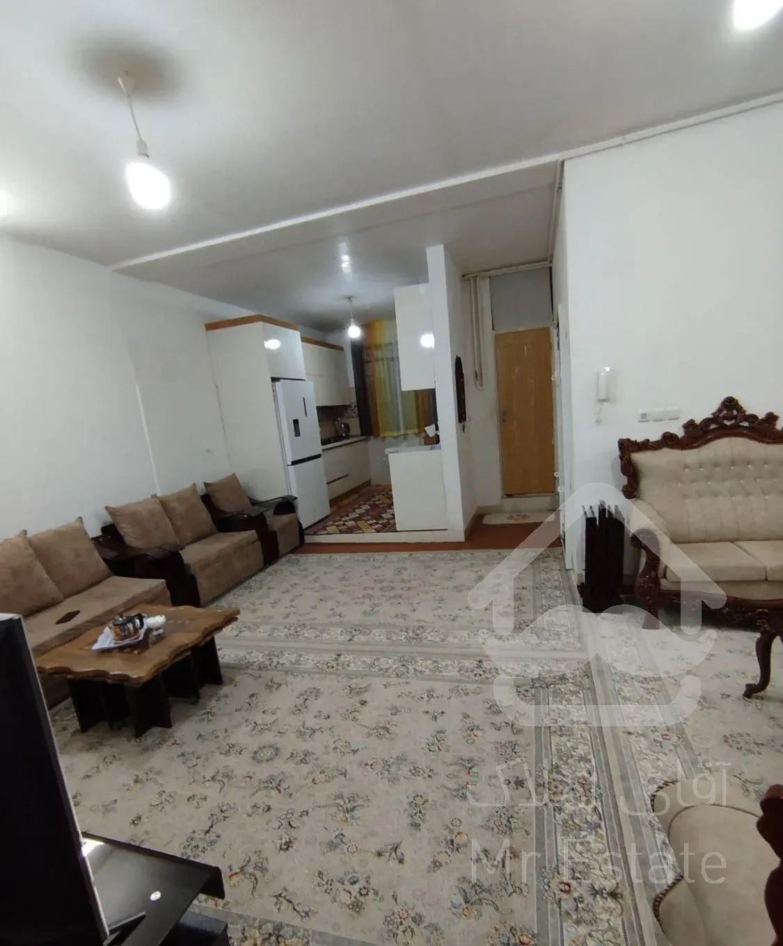 فروش آپارتمان ۹۲ متری ۲ خوابه طبقه ۲ در گاوخانه