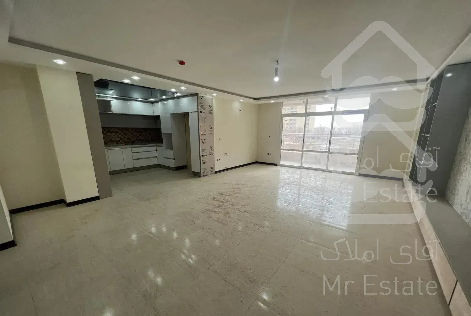 ۱۱۰مترواحدنوساز شیک/جنوبی/تراس سرتاسری