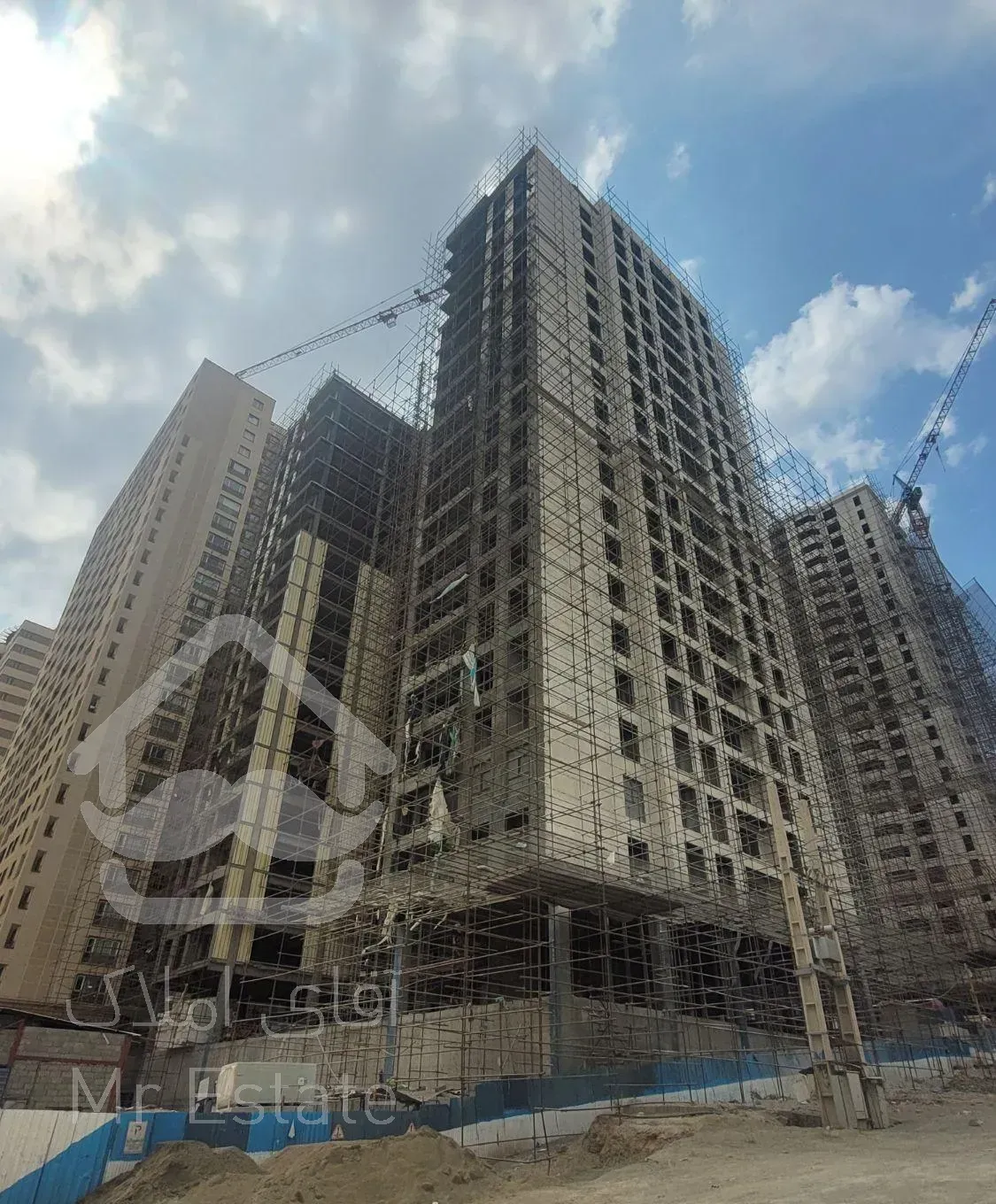 واحد در منطقه ۲۲ چیتگر برج مجلل تریتیوم