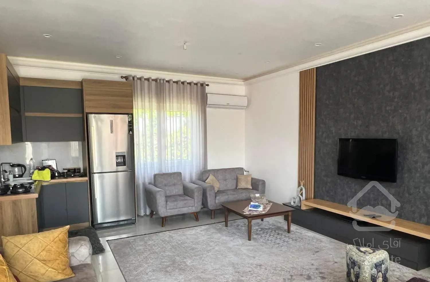 ویلای شیک استخر دار ۲۰۰ متری / خوش موقعیت