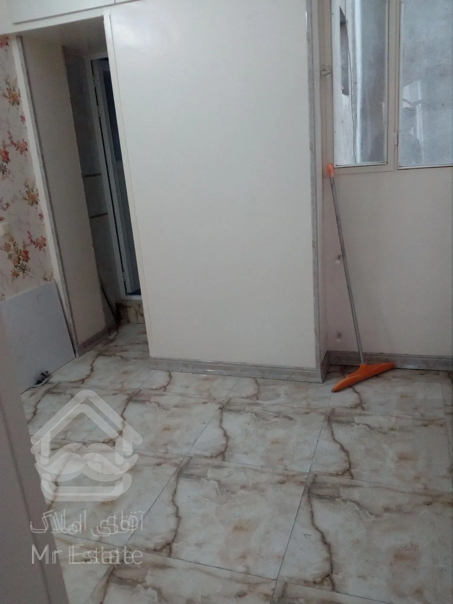 62متر1خواب بازسازی شده پارکینگدار