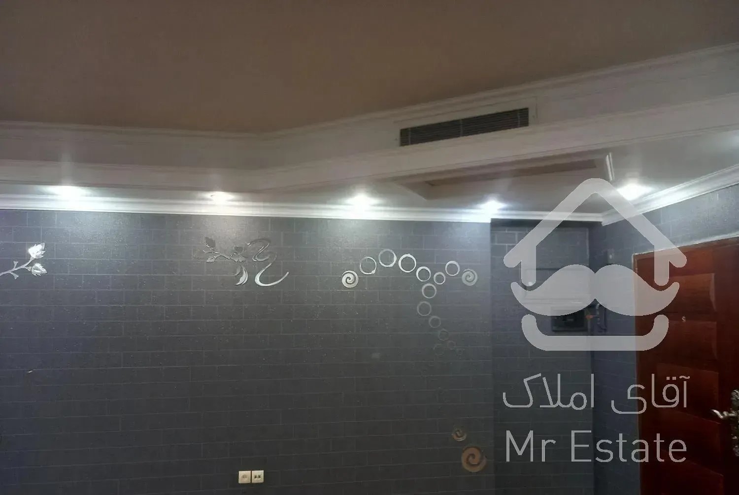 ۱۰۹متر گلستان ۳ بی رقیب   در حد کلید نخورده