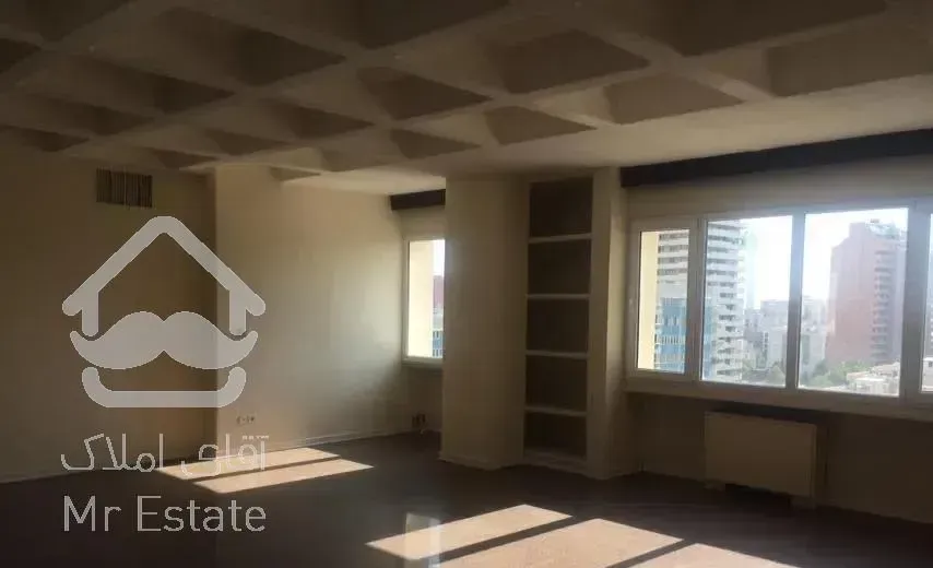 ١٩٠متر سه خواب فول امکانات