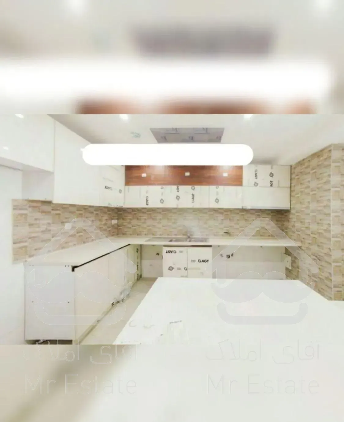 ۱۳۰ متر سه خوابه طبقه ۹ برج الیزیوم