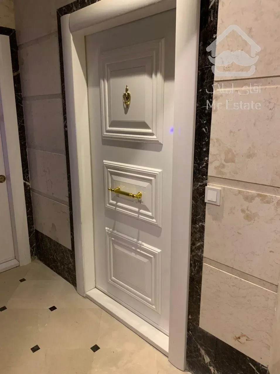 خرید آپارتمان 223 متری فرمانیه سنبل