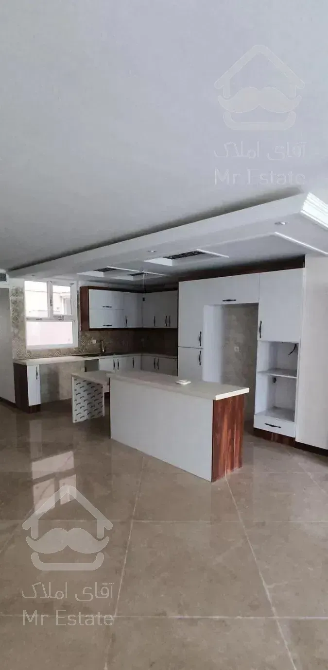 خواجه عبدالله ۱۵۵ متر ۳ خواب ۲ پارکینگ سندی