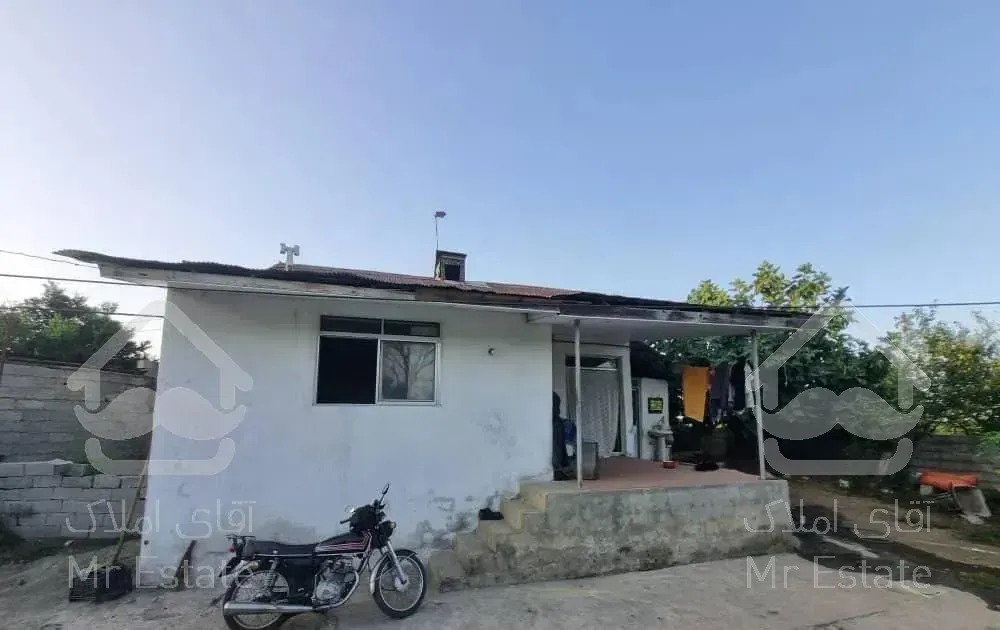 ۳۰۰مترزمین ۸۵مترویلا