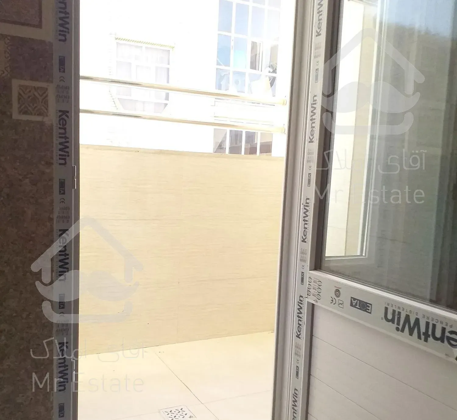 53 متر کلید نخورده اسکندری امام خمینی