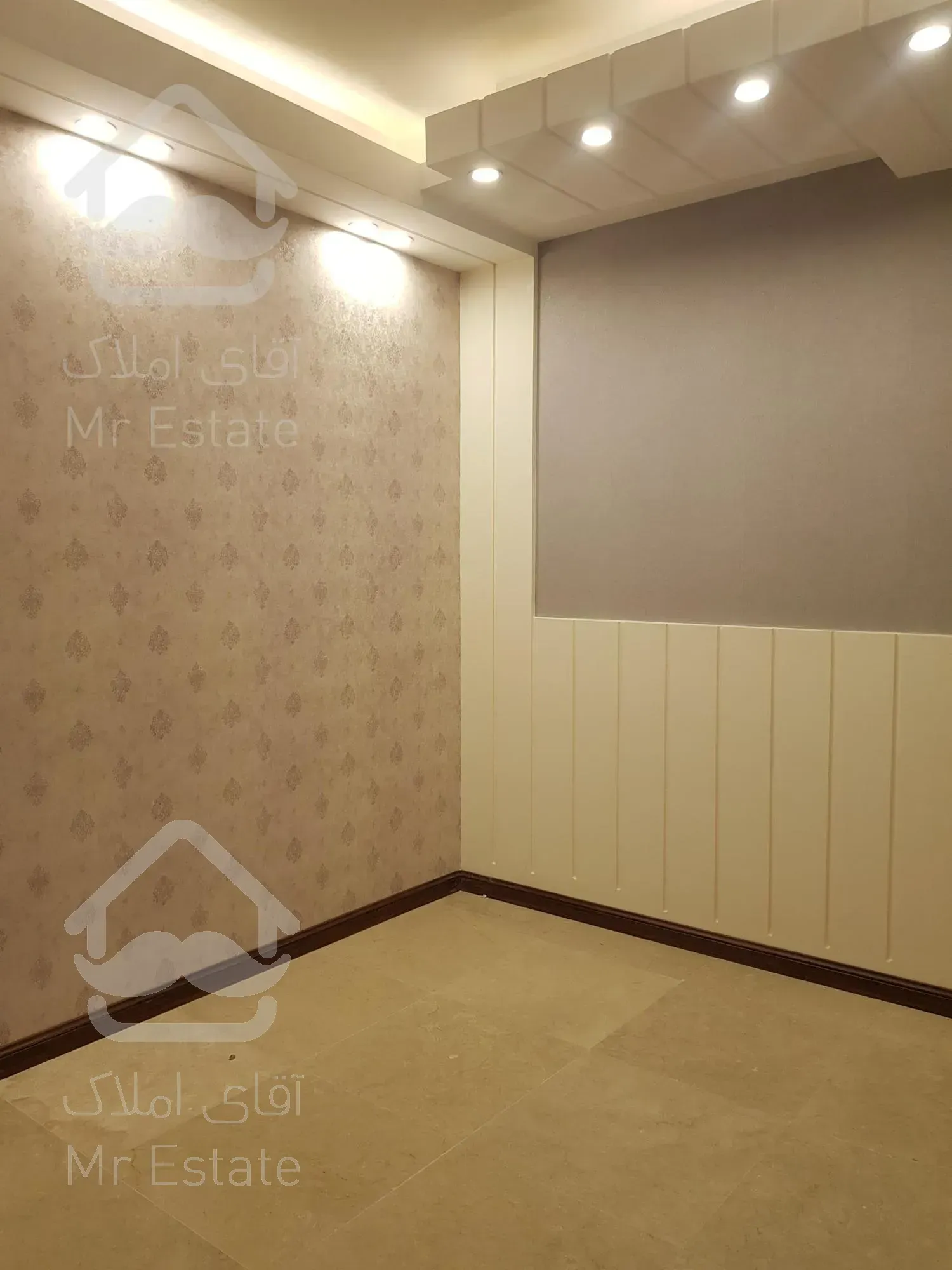 آپارتمان نوساز آلاله شرقی سالن پرده خور