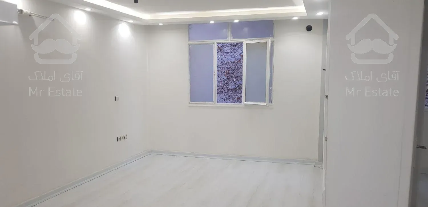 ۵۲متر/با آسانسور/خوشنقشه/بلوار معلم