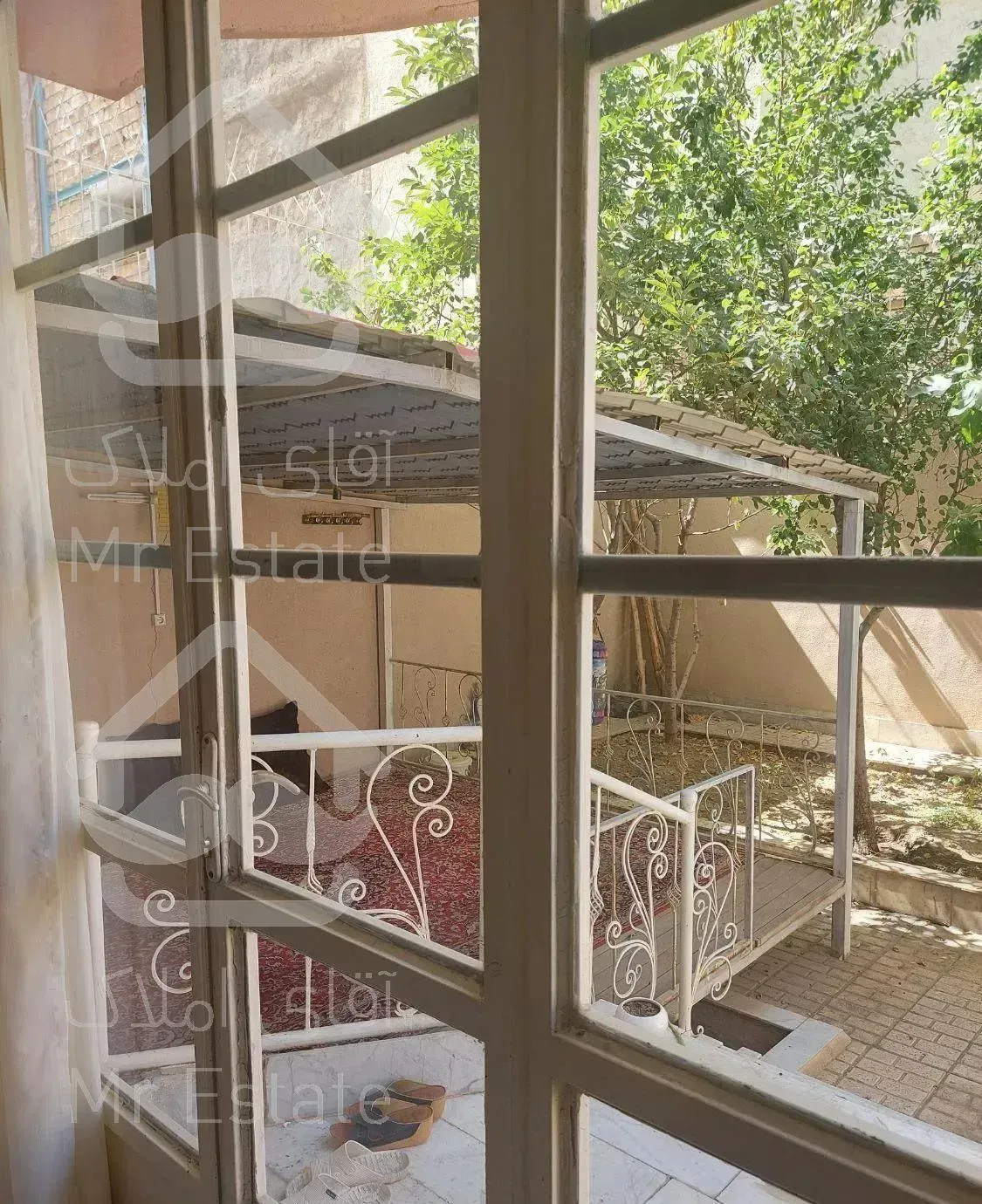 آپارتمان مستقل حیاط دار