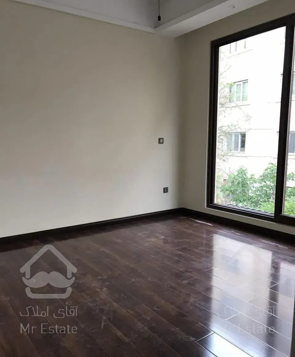 * شمال خواجه عبدالله'۱۳۵متر نوساز'۳خواب تیسفون *