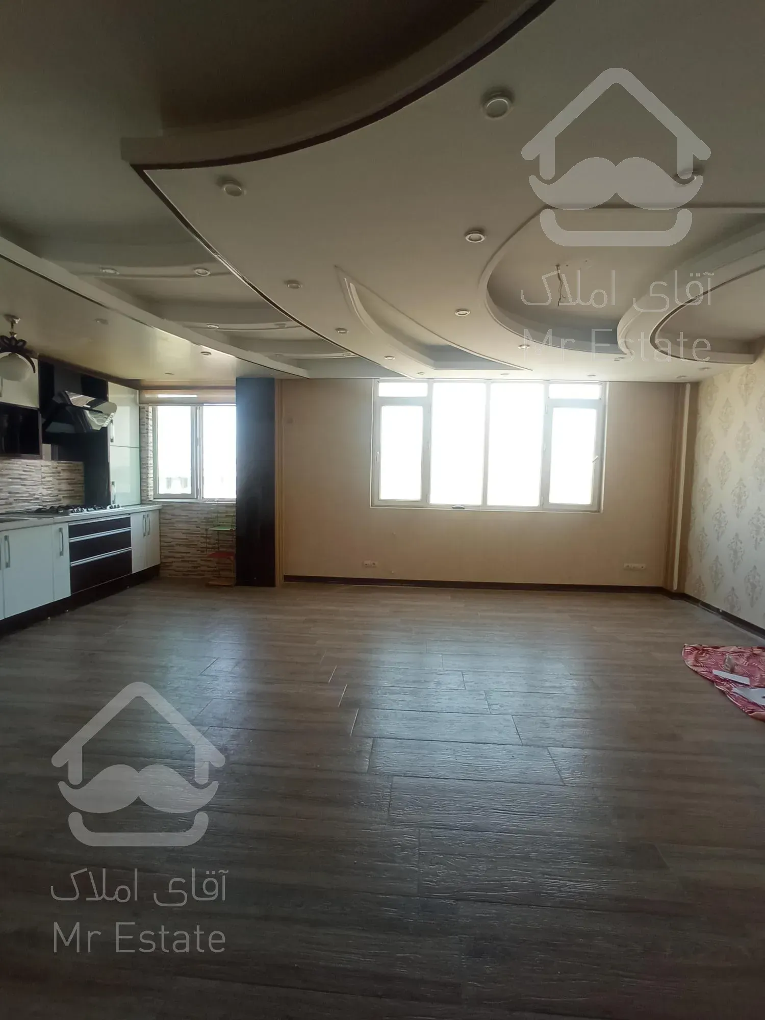 82متر ۲خواب غرق نور فول امکانات بلوار فردوس غرب