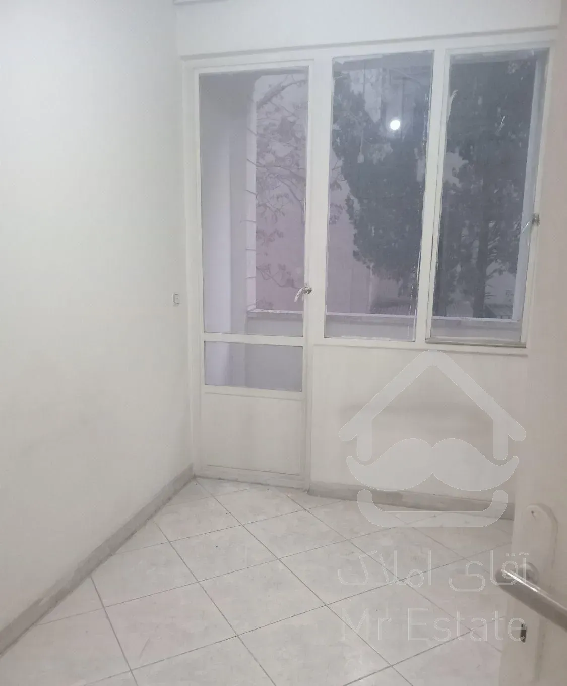 فروش آپارتمان ۷۶ متری ۲ خوابه طبقه ۱ نمازی ها