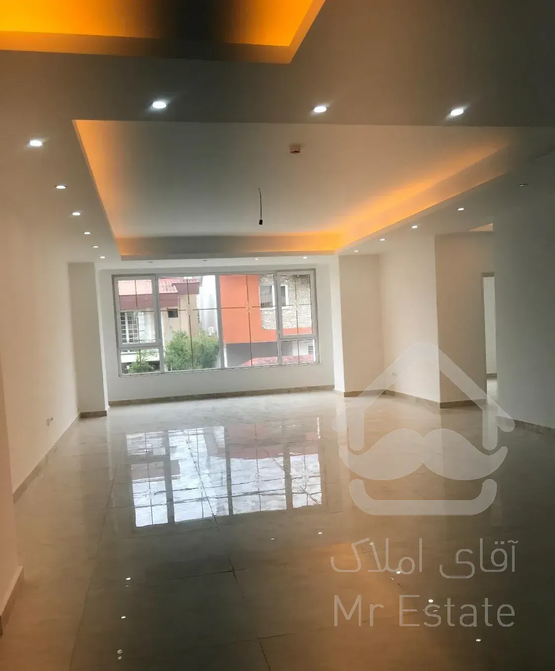 فروش آپارتمان ۱۴۵ متری سه خوابه