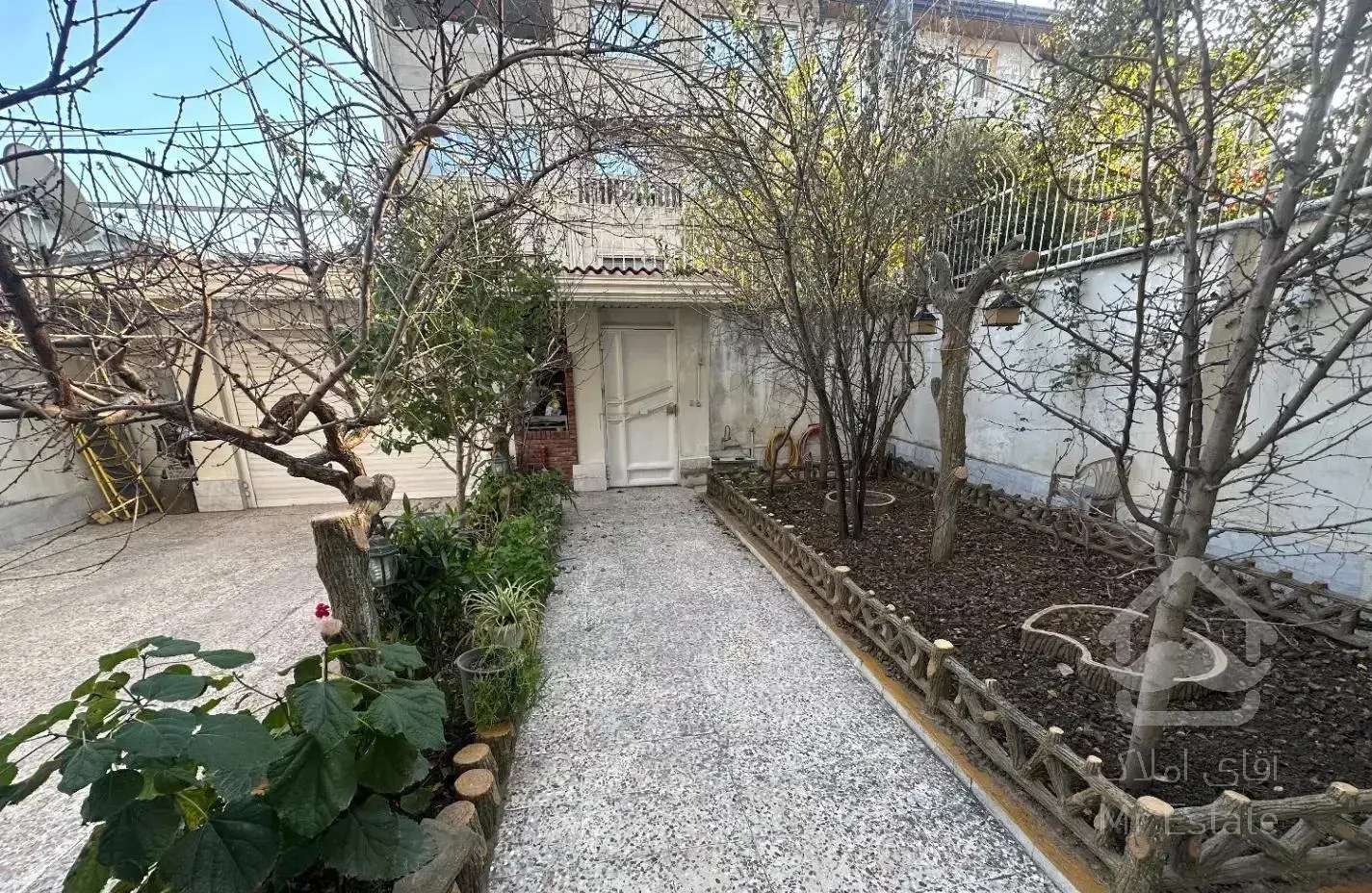 خانه ویلایی دو واحدی و سوییت