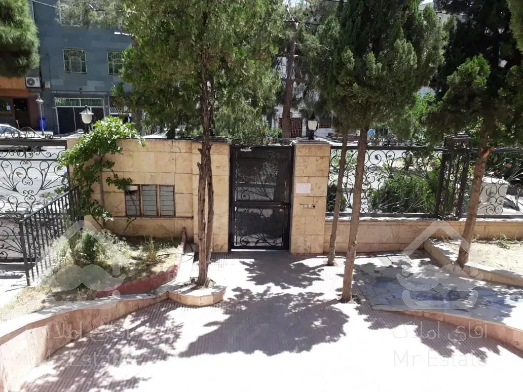 ۷۲متر دوخواب فول امکانات کم سن اشرفی اصفهانی