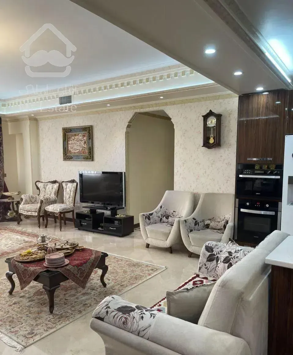 ۱۲۰ متر ،۳ خواب ، ۲ پارکینگ سندی ، ۲ لابی وآسانسور