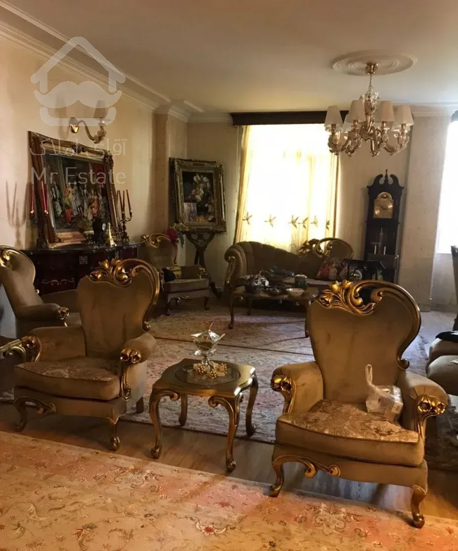 ( پاتریس لومومبا کوکب 135 متری تکواحد )