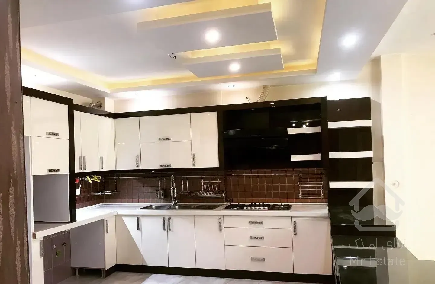 ۱۵۰ متری ۳ خواب با حیاط بزرگ/ بلوار رضوی