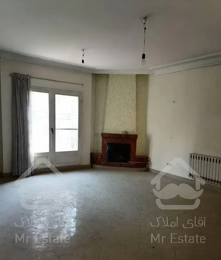 ۷۱ متر،اندرزگو، جنوبی