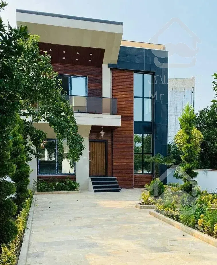 تریبلکس باغی/نزدیک جاده اصلی