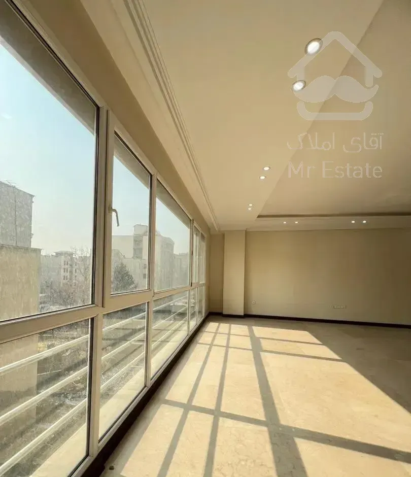 ۱۳۰ متر ۲ خواب ۲ پارکینگ دزاشیب به شدت زیر قیمت