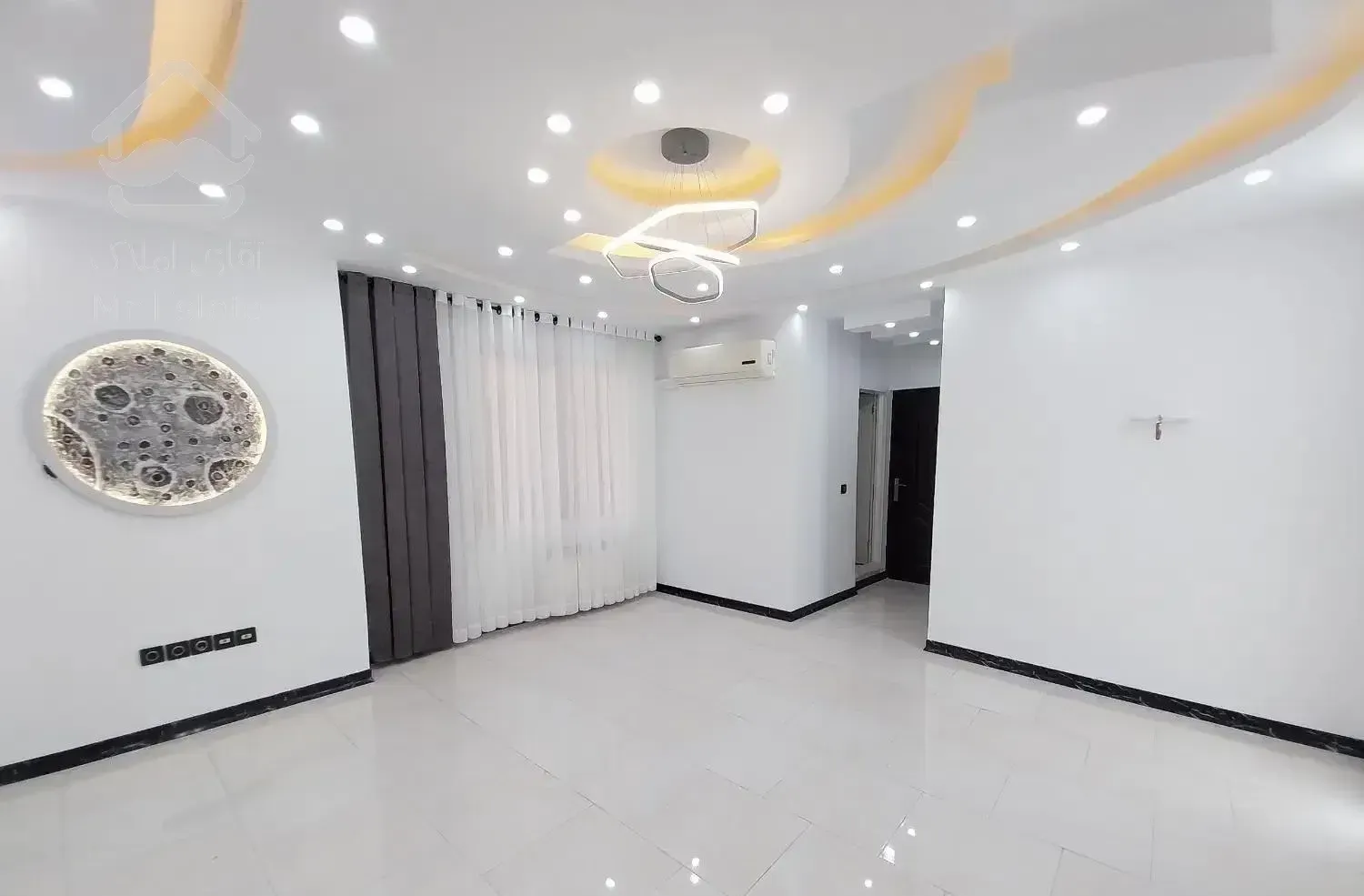 57متر/نورگیر/پارکینگ سندی/اسانسور/سندتک برگ