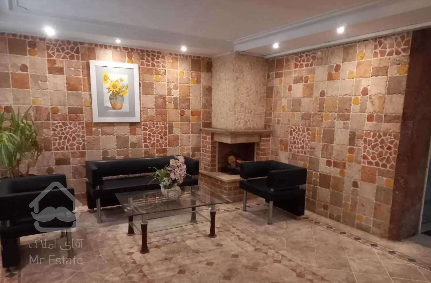 نیاوران ۱۲۵ متر دو خواب فول امکانات