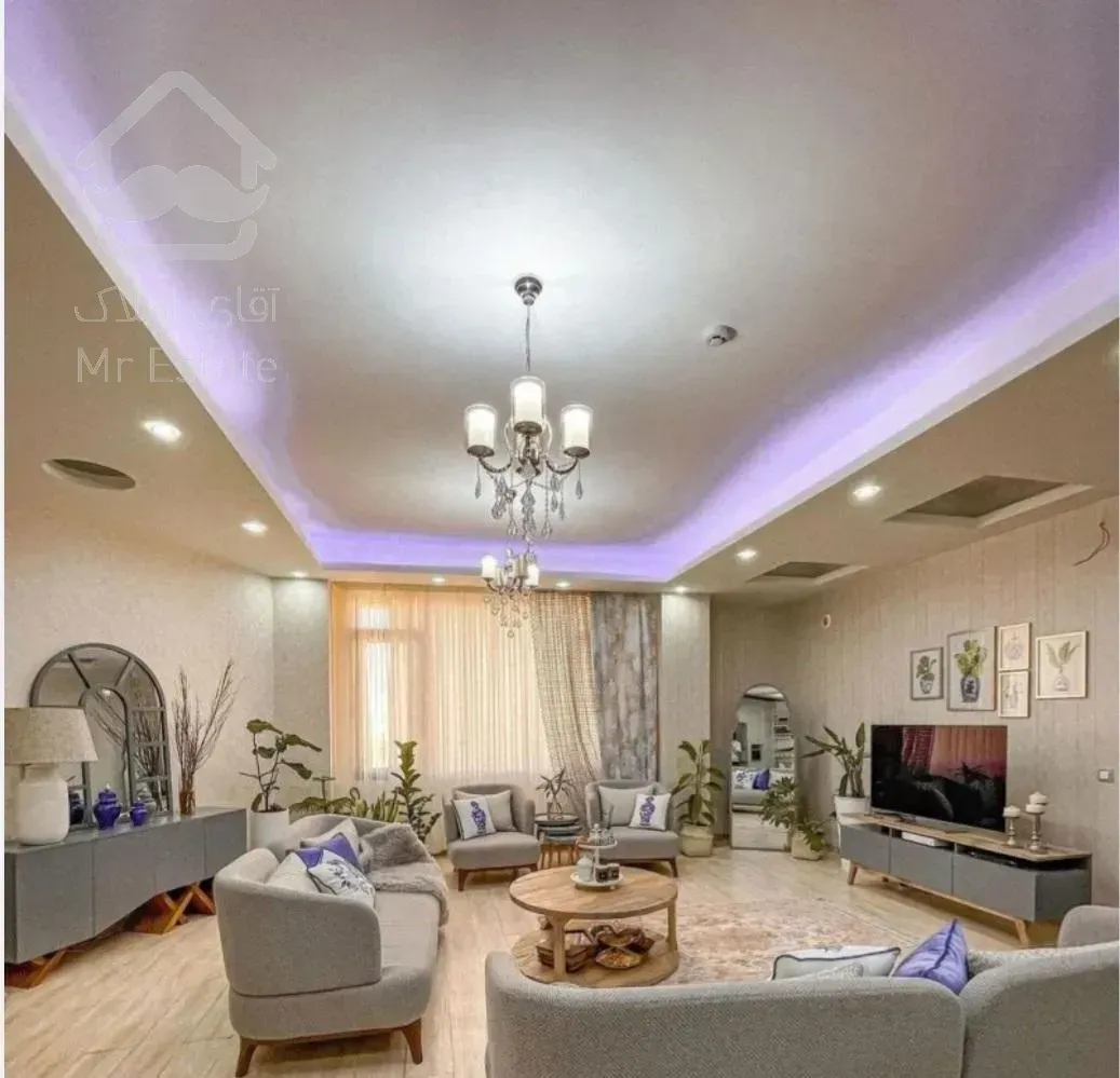 آپارتمان۱۴۱مترسهروردی شمالی فول خوش نقشه