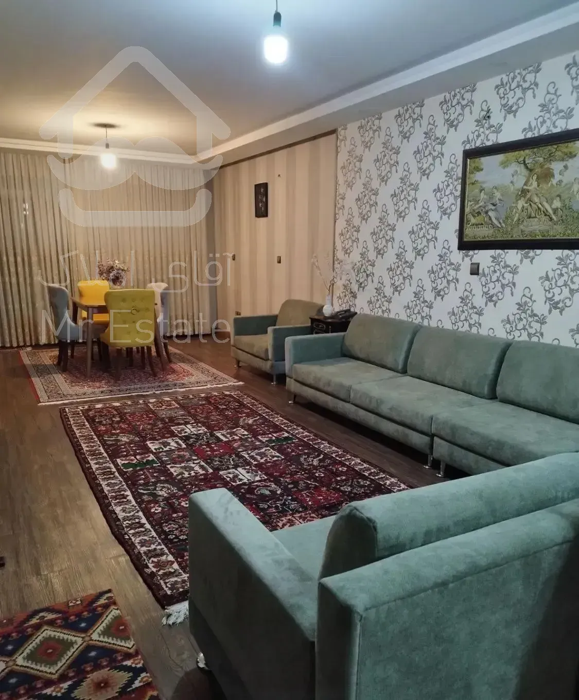 فروش آپارتمان دو خوابه بر محور میانی طبقه سوم