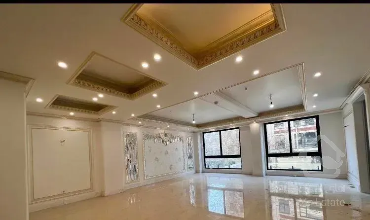 ستارخان ۱۶۰ متر دو نبش غرق نور