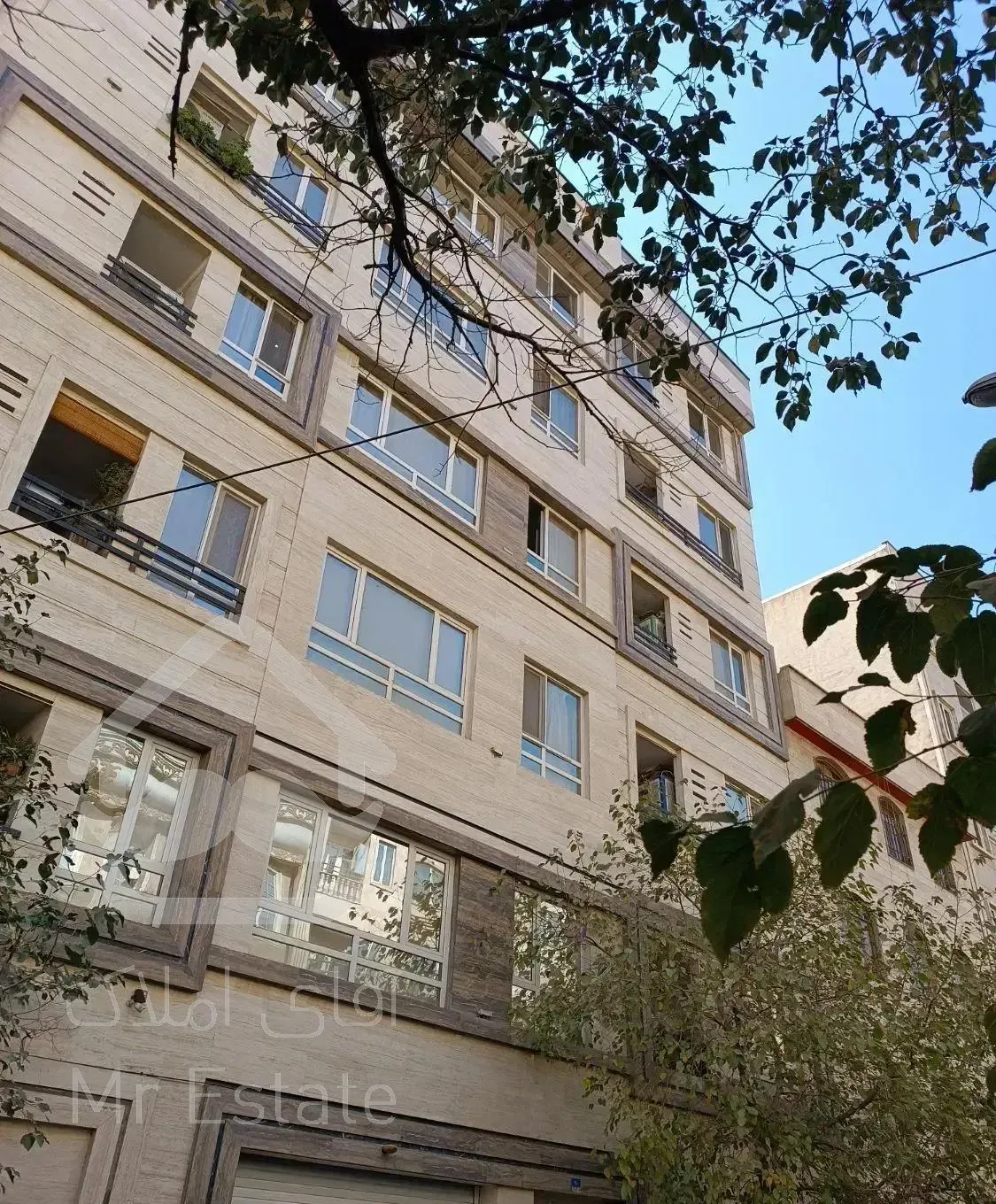 ۱۰۰متر ۲سال ساخت