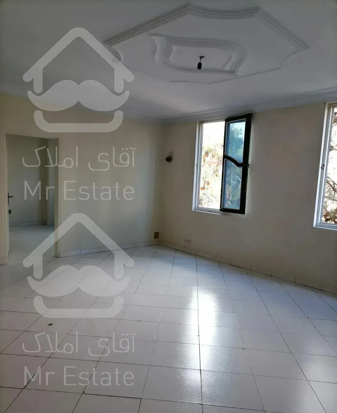 61متری سالن پرده خور خ خدابنده